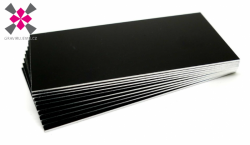 vizitka, desti�ka z elox hlin�ku �ern�, 100x50x1mm 20ks
